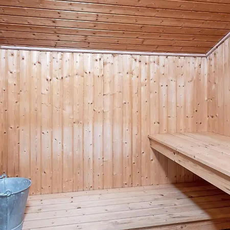 8 Person In Saltum-by Traum Saltum